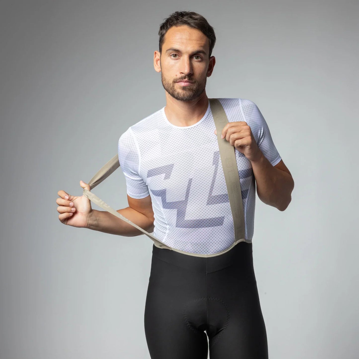 Multiverse Alè Multiverse Sub -Sub -Subsidiary 2025