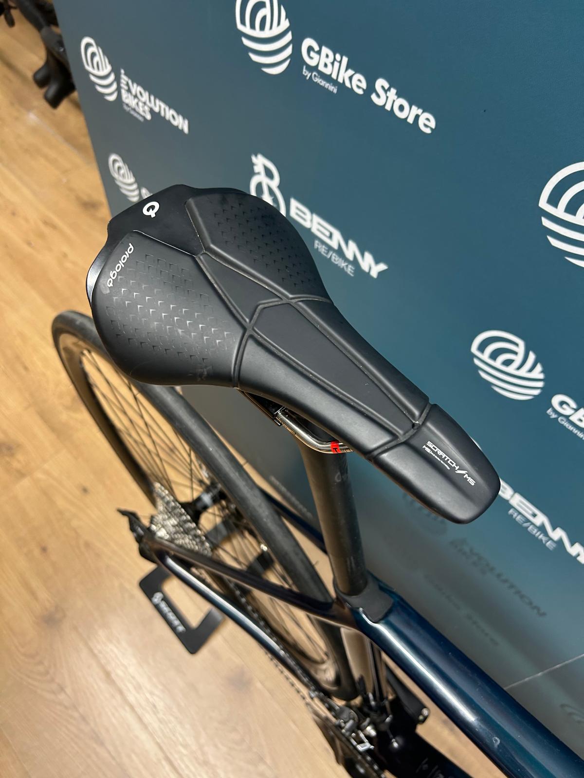 Rozmiar Megamo Raise 15 SH12 S - Używany