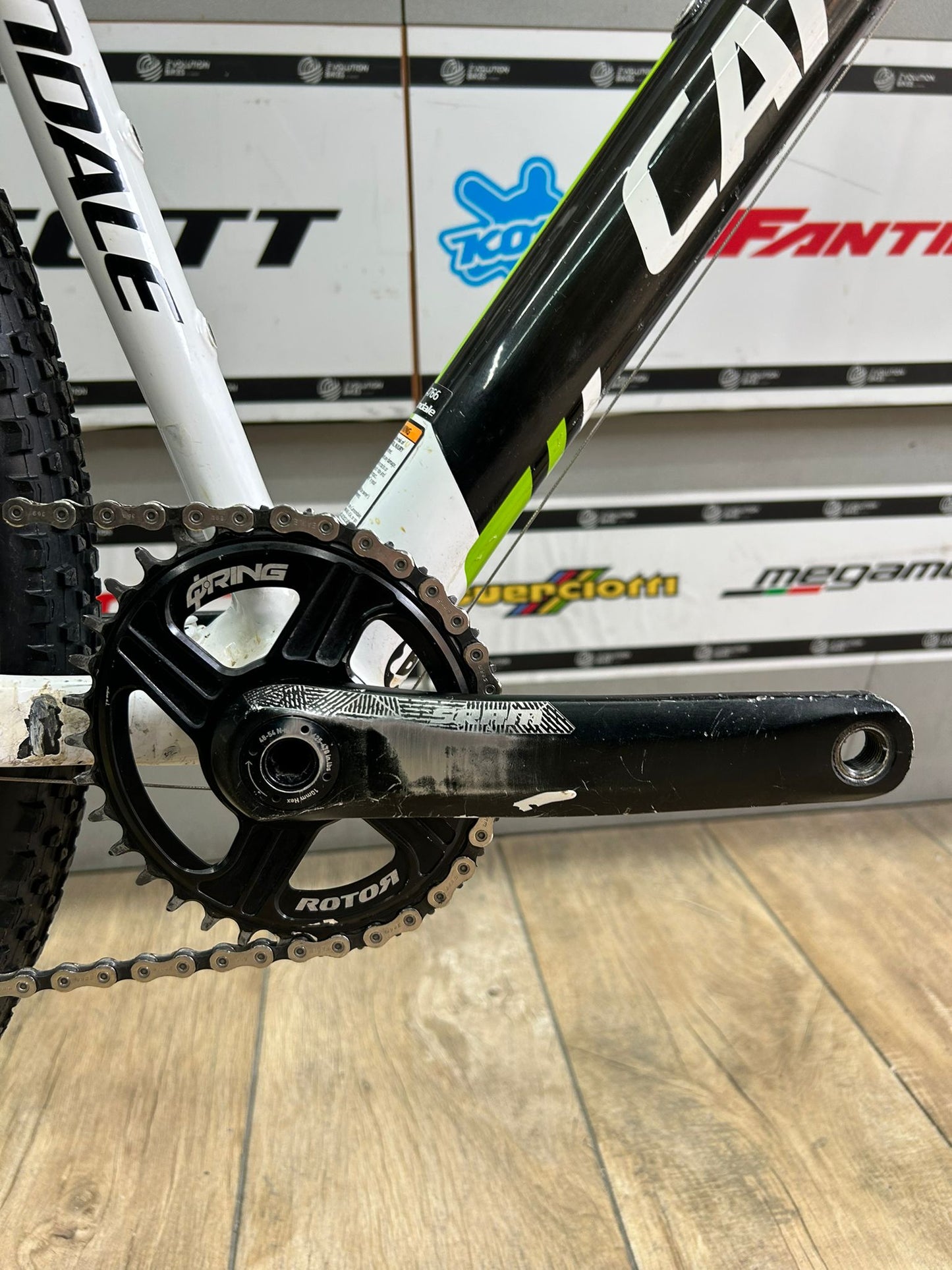 Cannondale F29 Factory Racing Veľkosť l - použitá