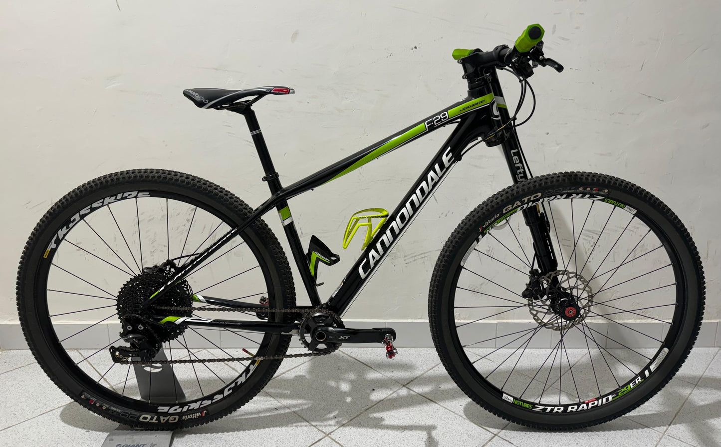 Cannondale F29 Grootte M - Gebruikt