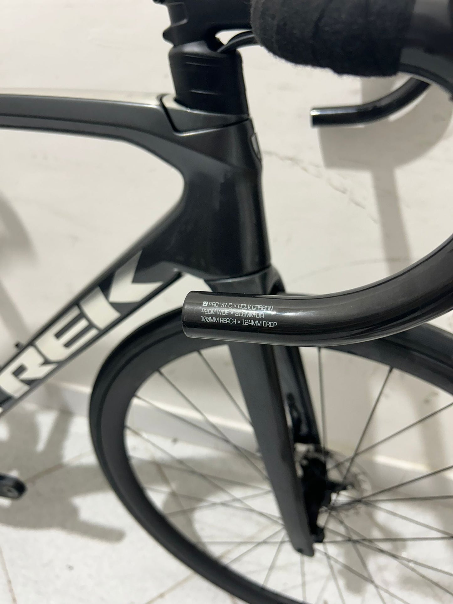 Trek Hemonds SL6 Disc Pro -maat 56 - Gebruikt