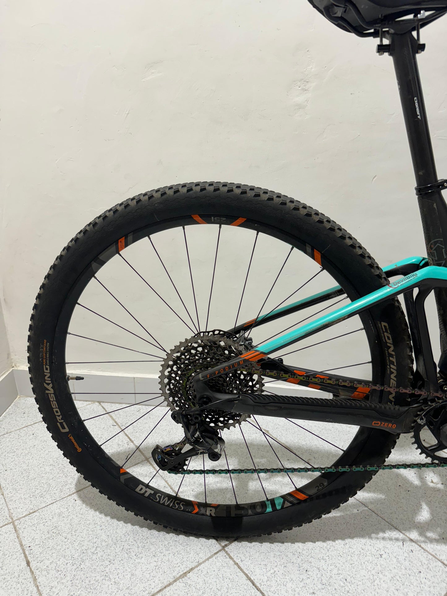 Mondraker F-Podium-maat M - Gebruikt