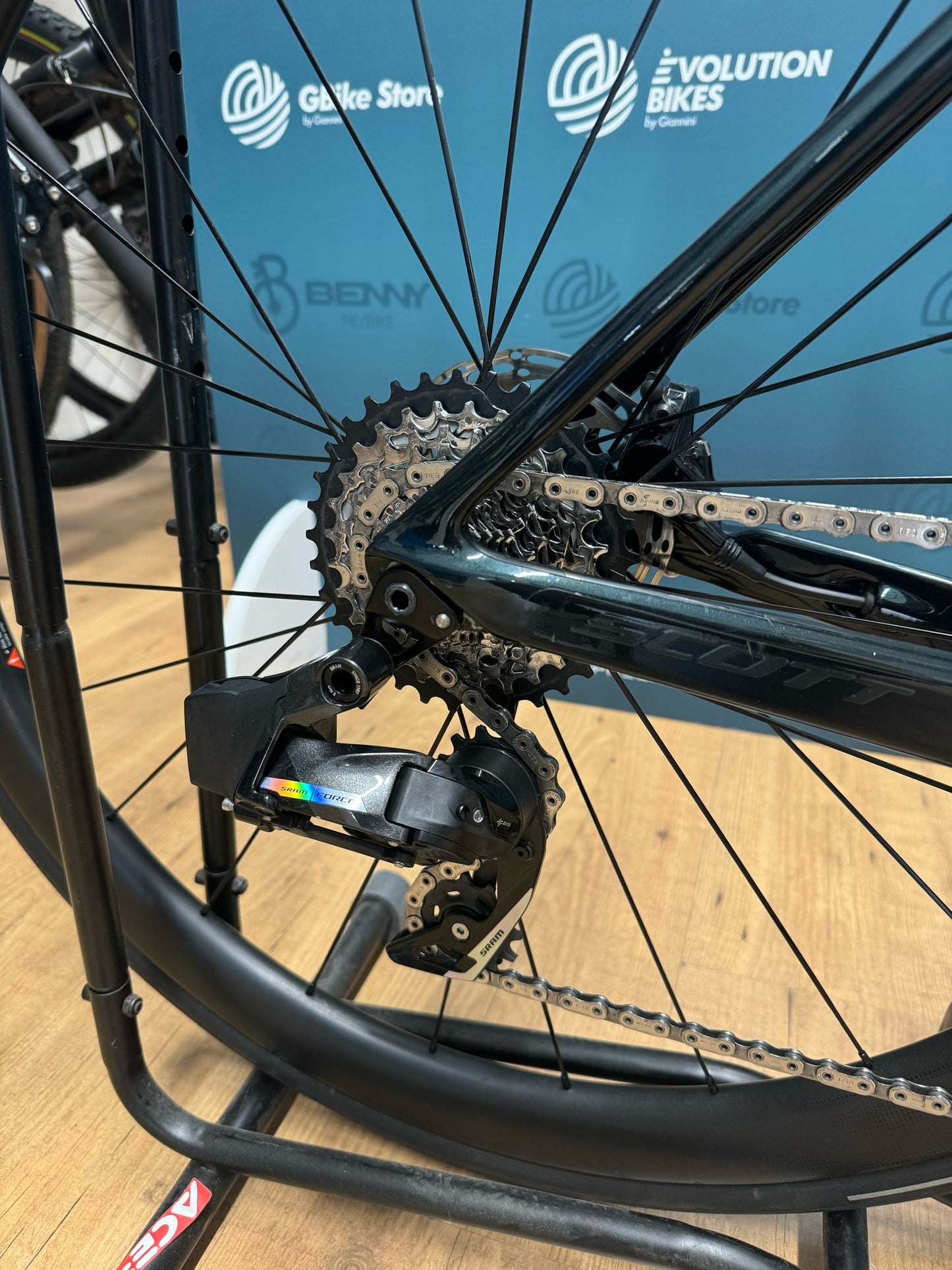 Scott Foil RC 10 AXS Taille L - Utilisé