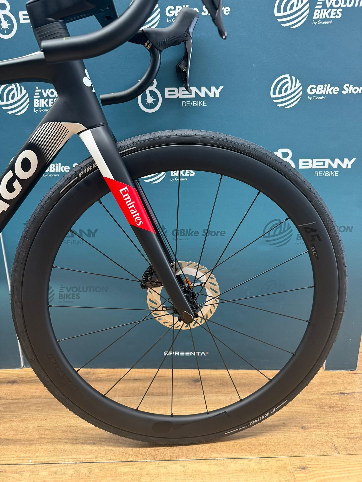 Colnago V4RS VAE Emirates Größe 485 - Demo -Test