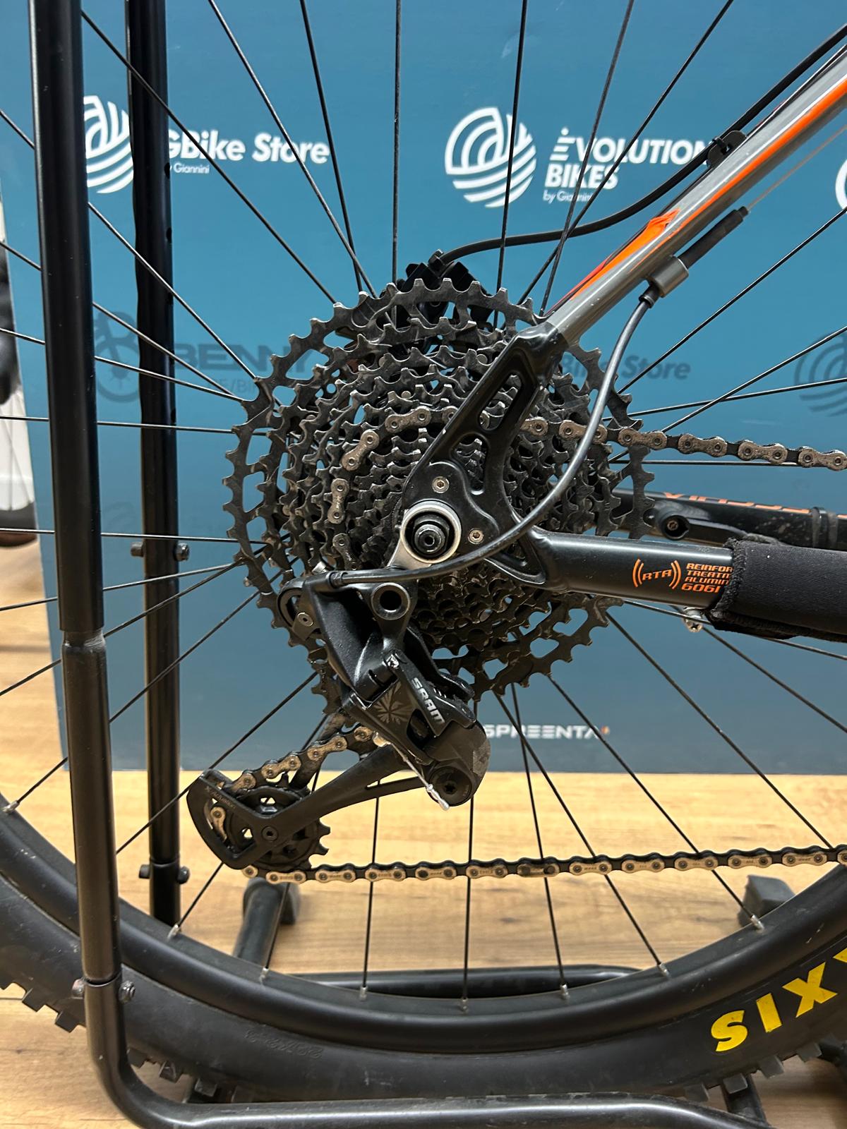 Bottecchia Watt Size 48 - Używany