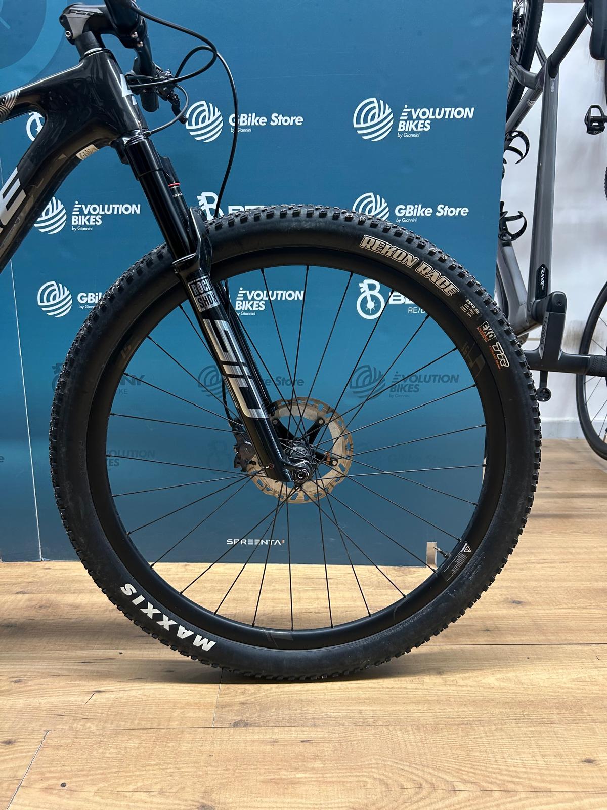 Lapierre Pro Raza CF 9.9 Tamaño L - Usado