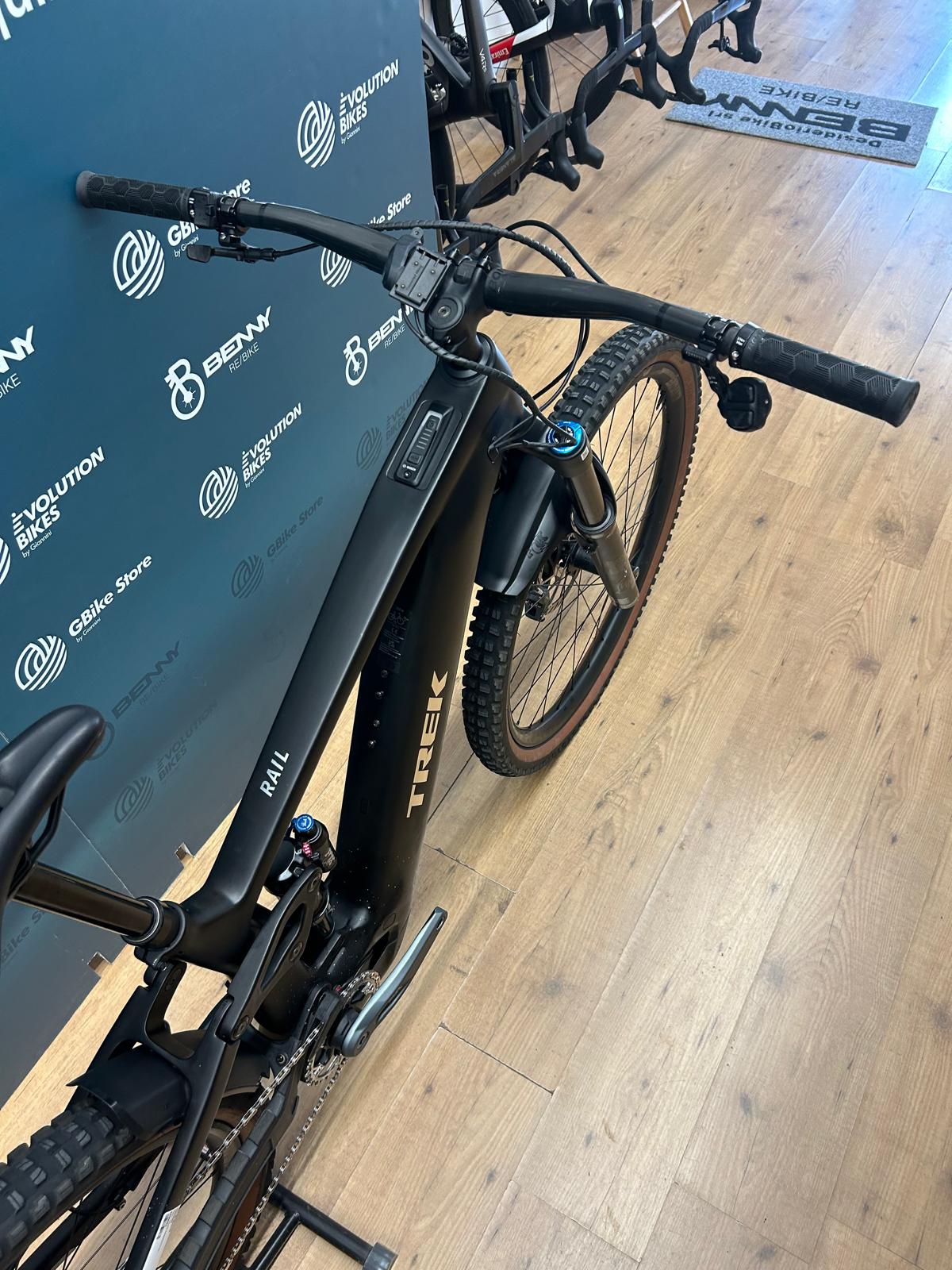 Trek Rail + 9,8 taille S - Utilisé