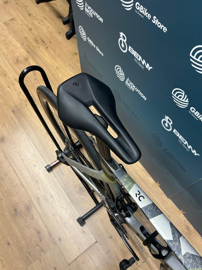 Scott FOLIP RC 30 AXS (kółka aktualizacyjna) S - Używany