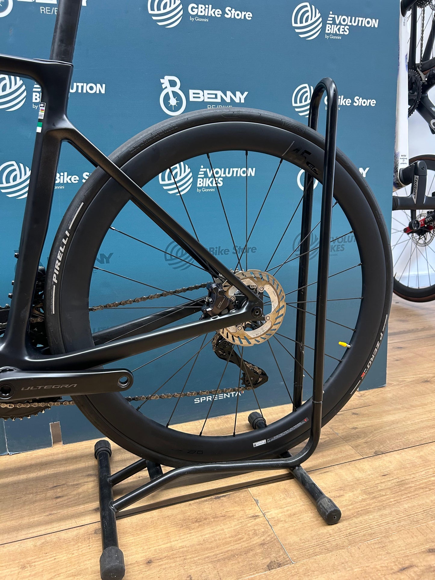 Colnago V4RS UAE Emirates  Taglia 485 - Usata