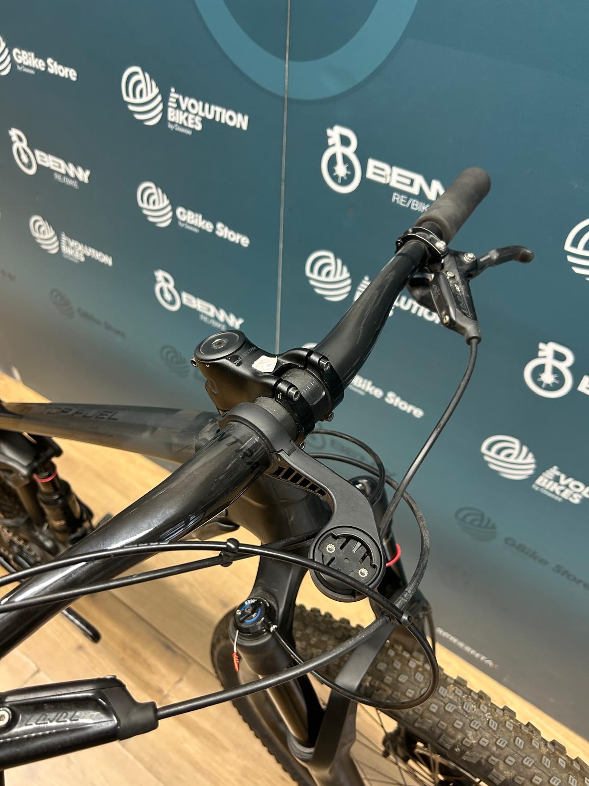 Trek Taille des haches de carburant supérieures M - Utilisé