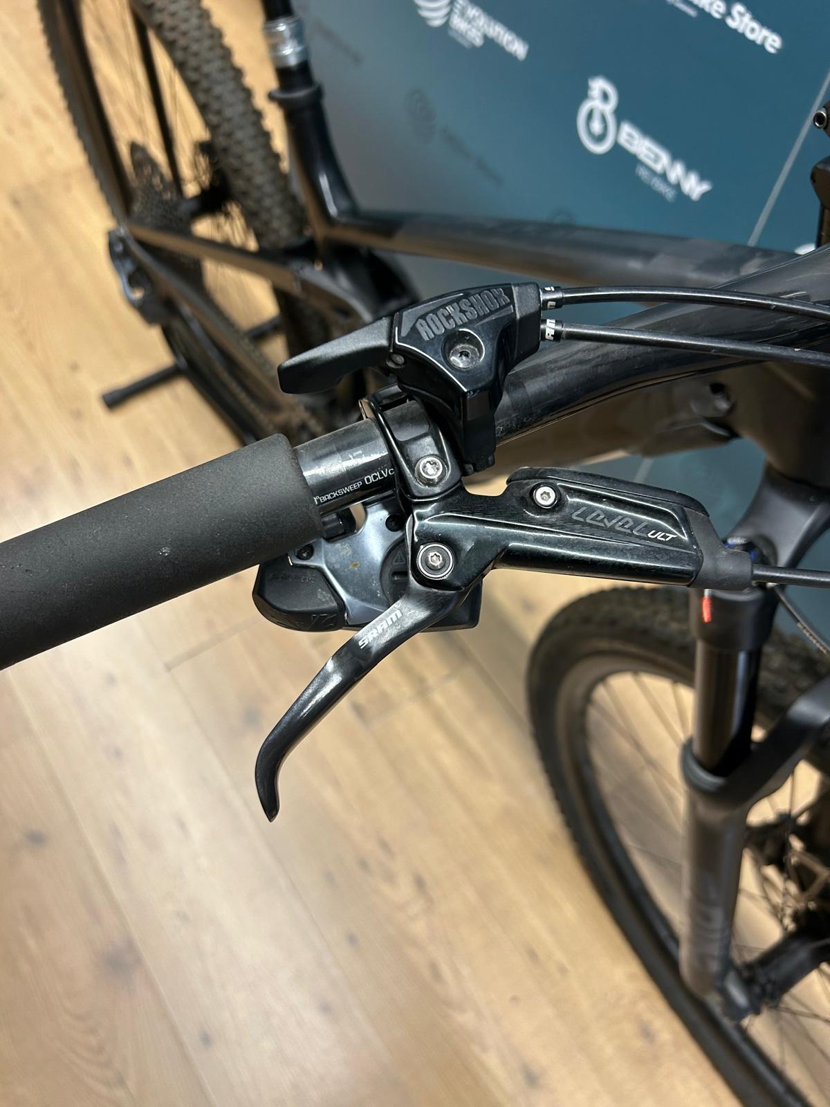Trek Taille des haches de carburant supérieures M - Utilisé