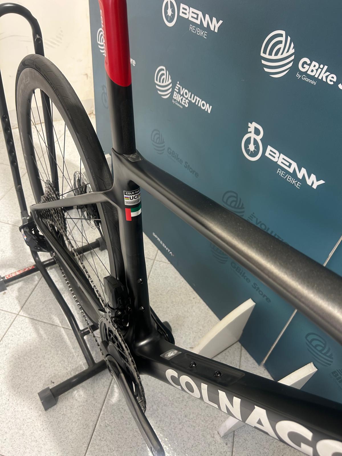 Colnago V4RS Émirats Arabes Unis Taille 420