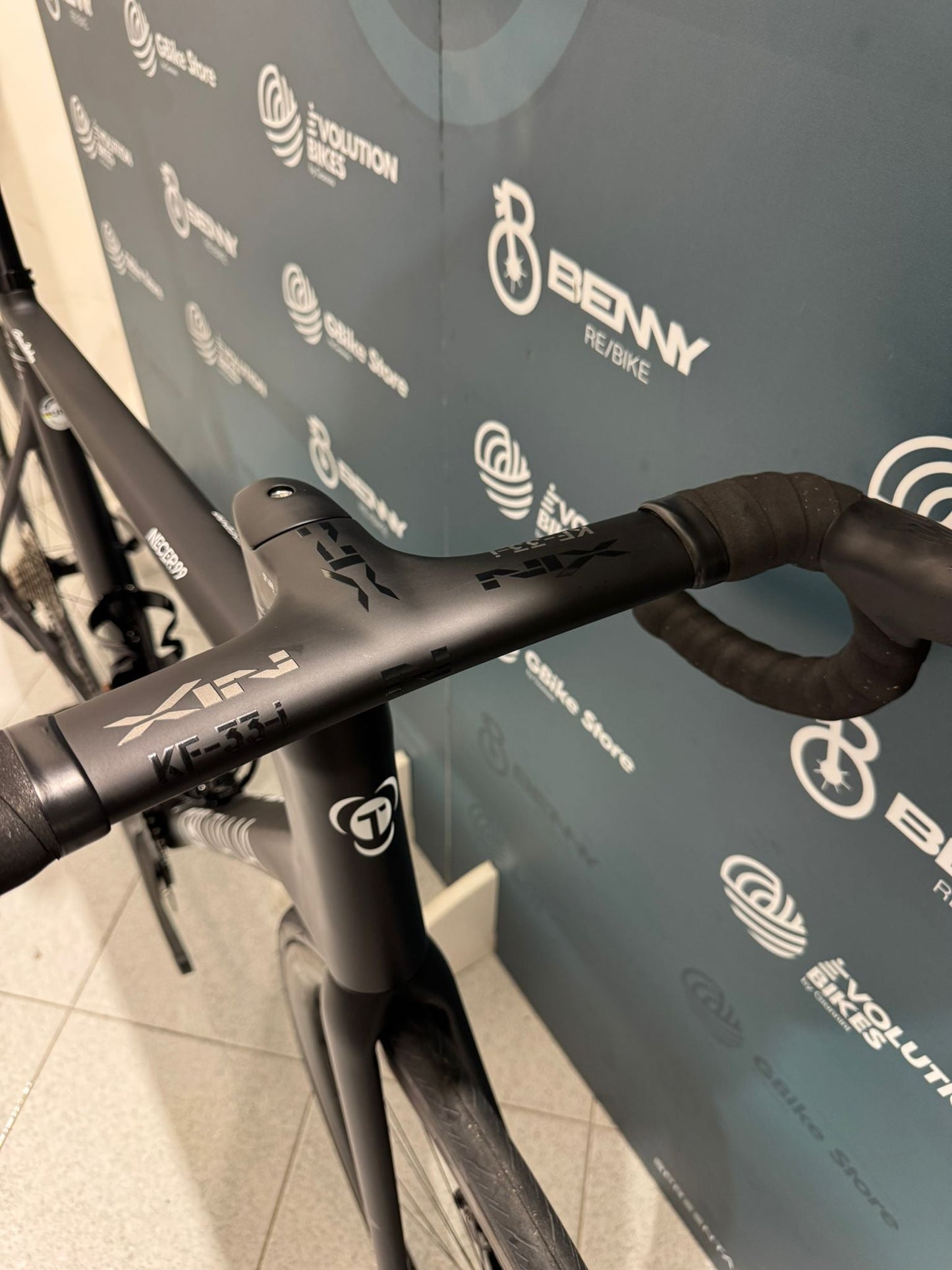 CBT Italia Necer99 Taille 58 (Shimano Ultegra 8170 12v)