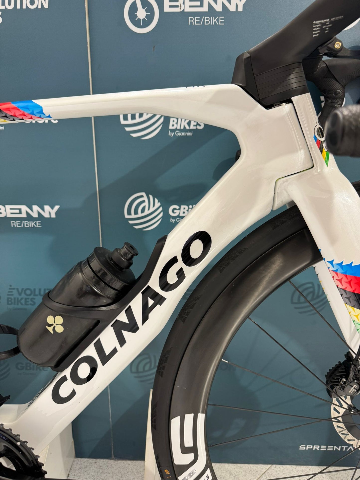 Colnago Y1Rs Dura Ace Di2 Enve SES 4,5 Größe XS - Demos
