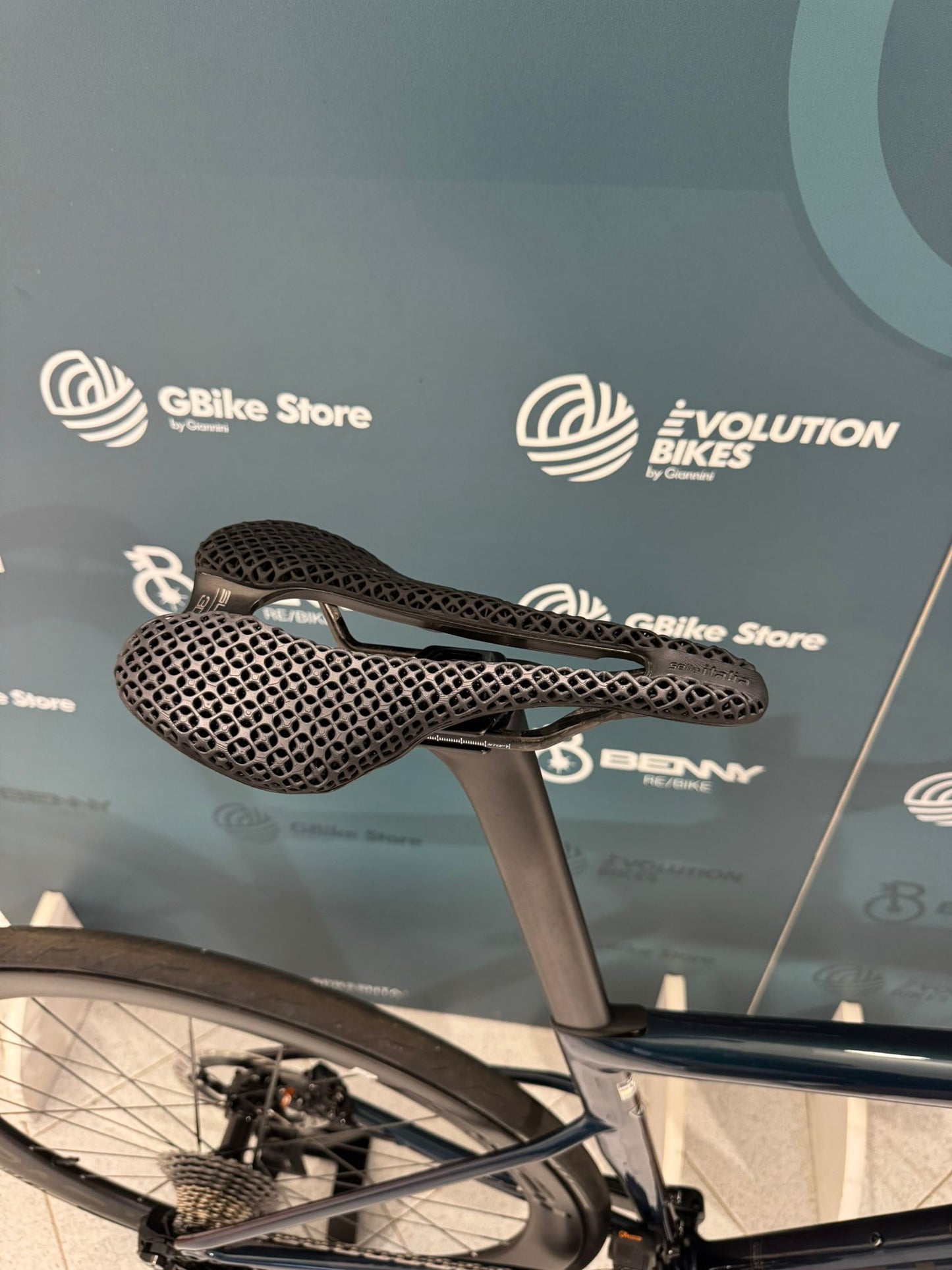 Spécialisé S-Works Tarmac SL8 Dura-Ace Di2 12v Taille 49 - Démo