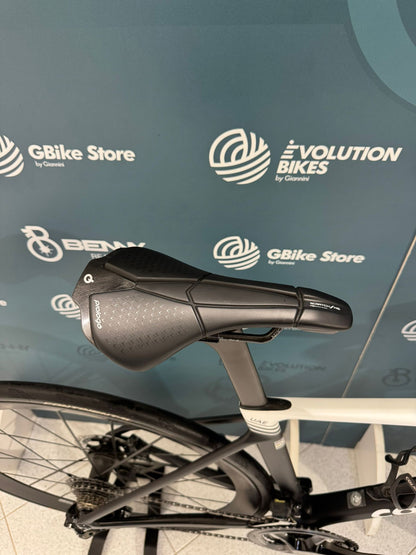 Colnago V5Rs Dura-Ace R9270 Di2 12v Léger Taille 45,5 - Occasion