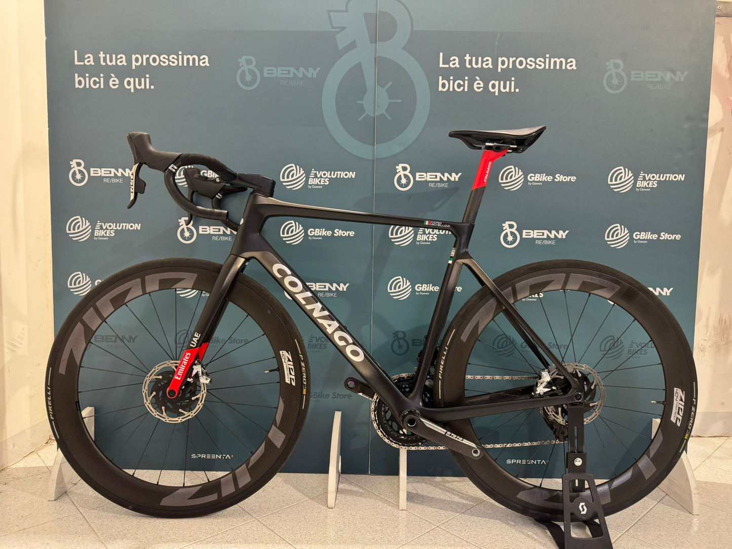 Colnago V4Rs AXS UAE Emirates Taille 510 - Occasion