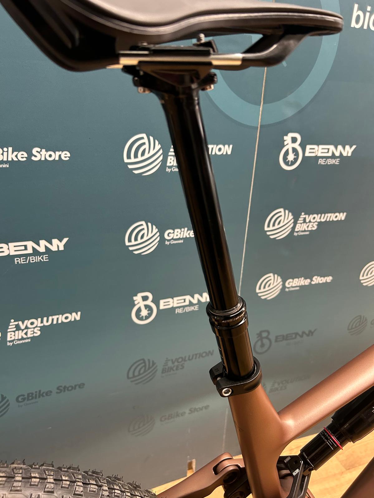 Megamo natywny rozmiar 10 L - Używany