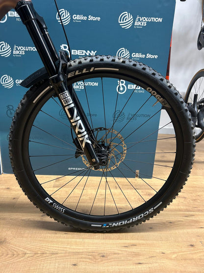 Megamo natywny rozmiar 10 L - Używany