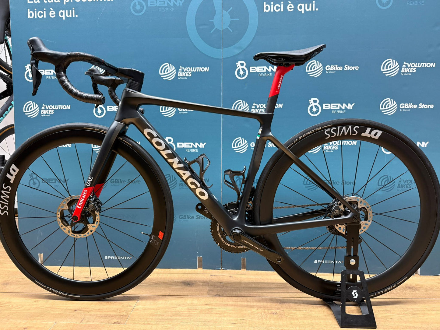 Colnago V4rs UAE Emirates taille 455 Dura-Ace di2 - Occasion