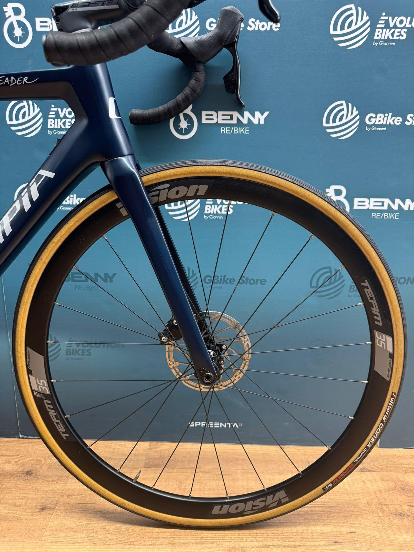 Tamaño Olympia Leader Rival AXS L - Usado