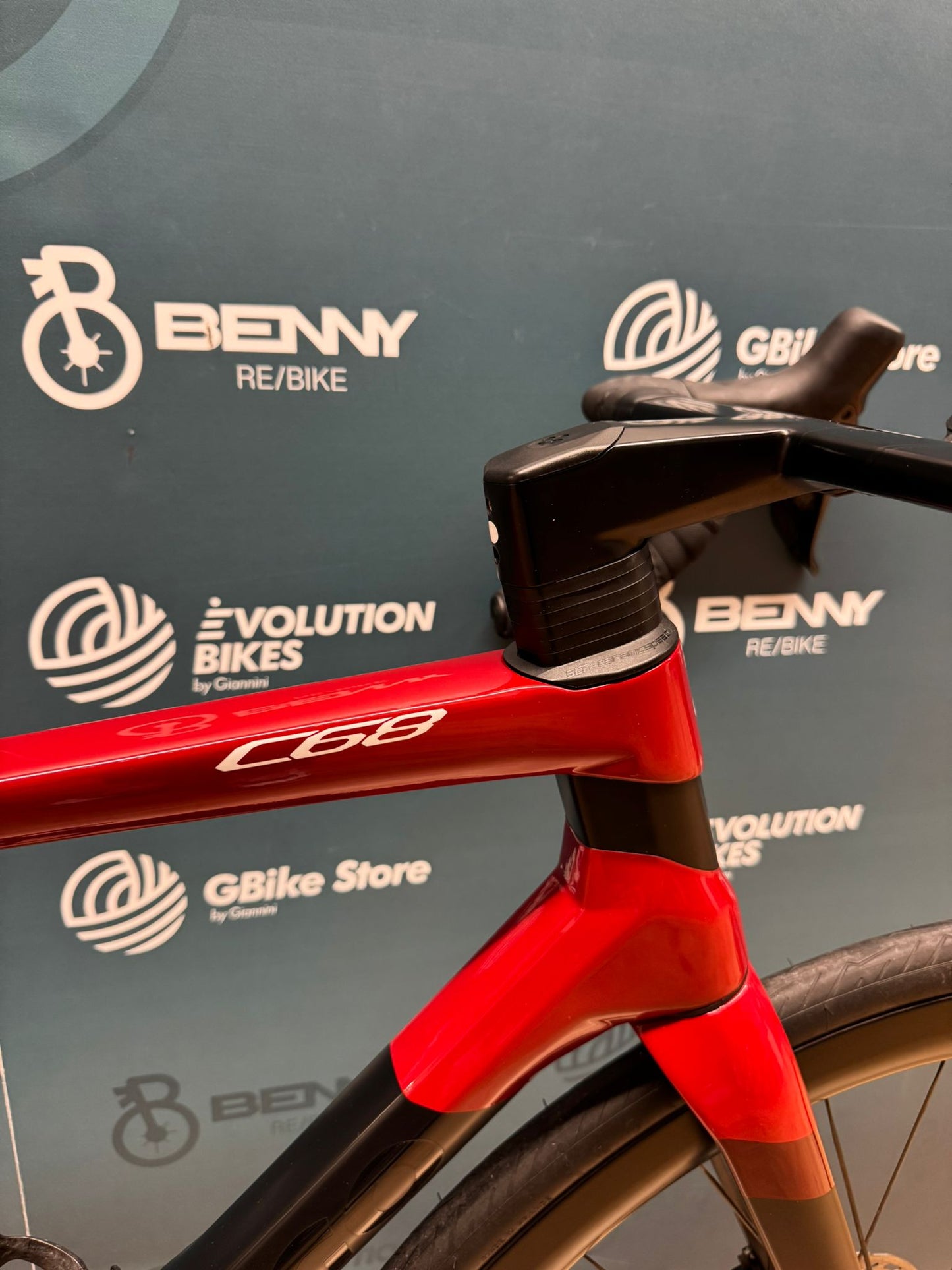 Colnago C68 Road Disc Size 510 - Used