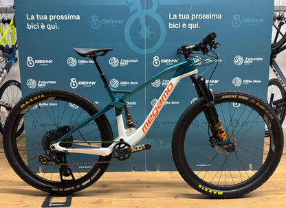 Megamo Pista XX1 Tamaño M - Usado