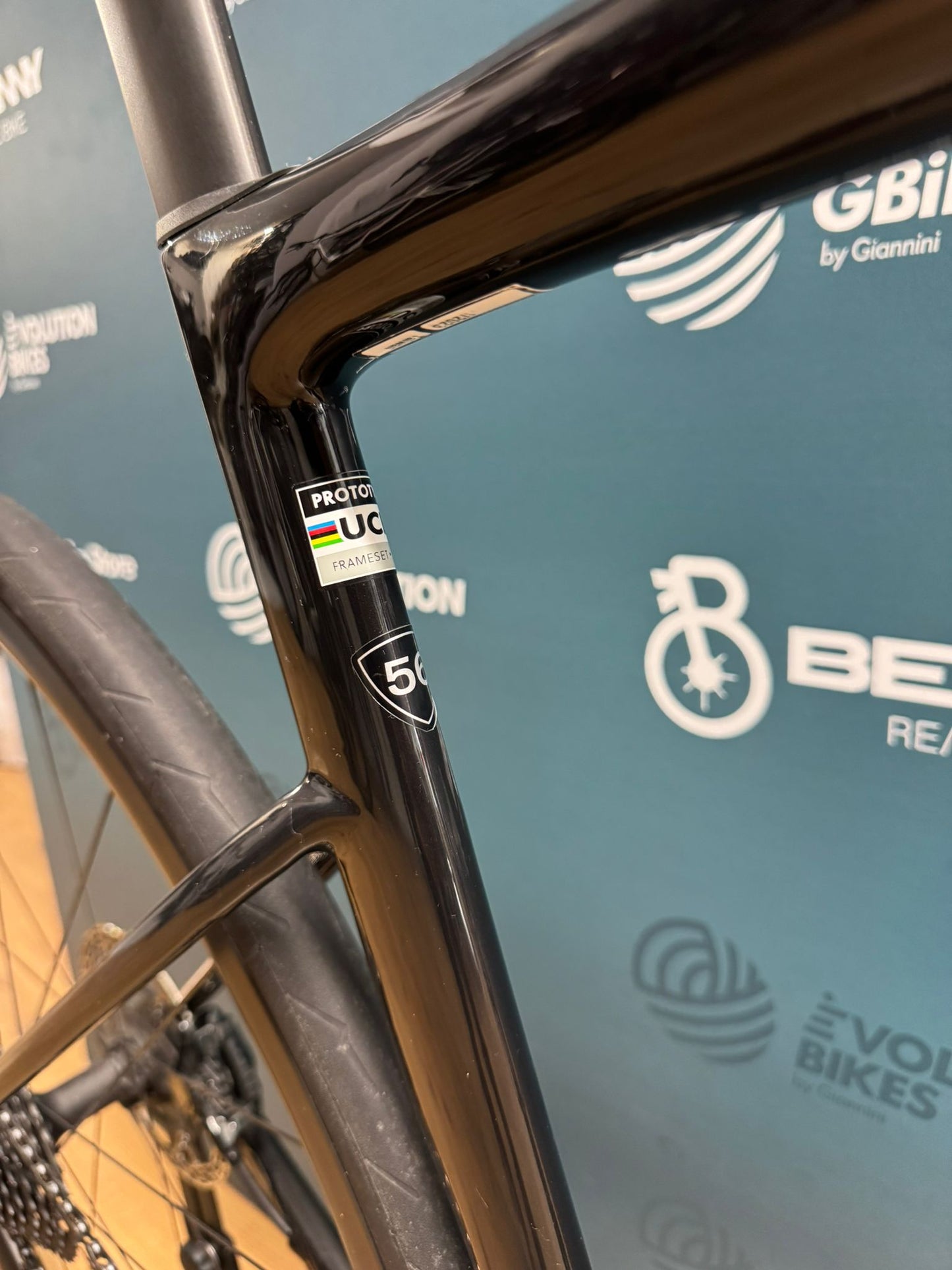 S-Works Tarmac SL8 Dura-Ace Di2 12v Tamaño 56 - Usado