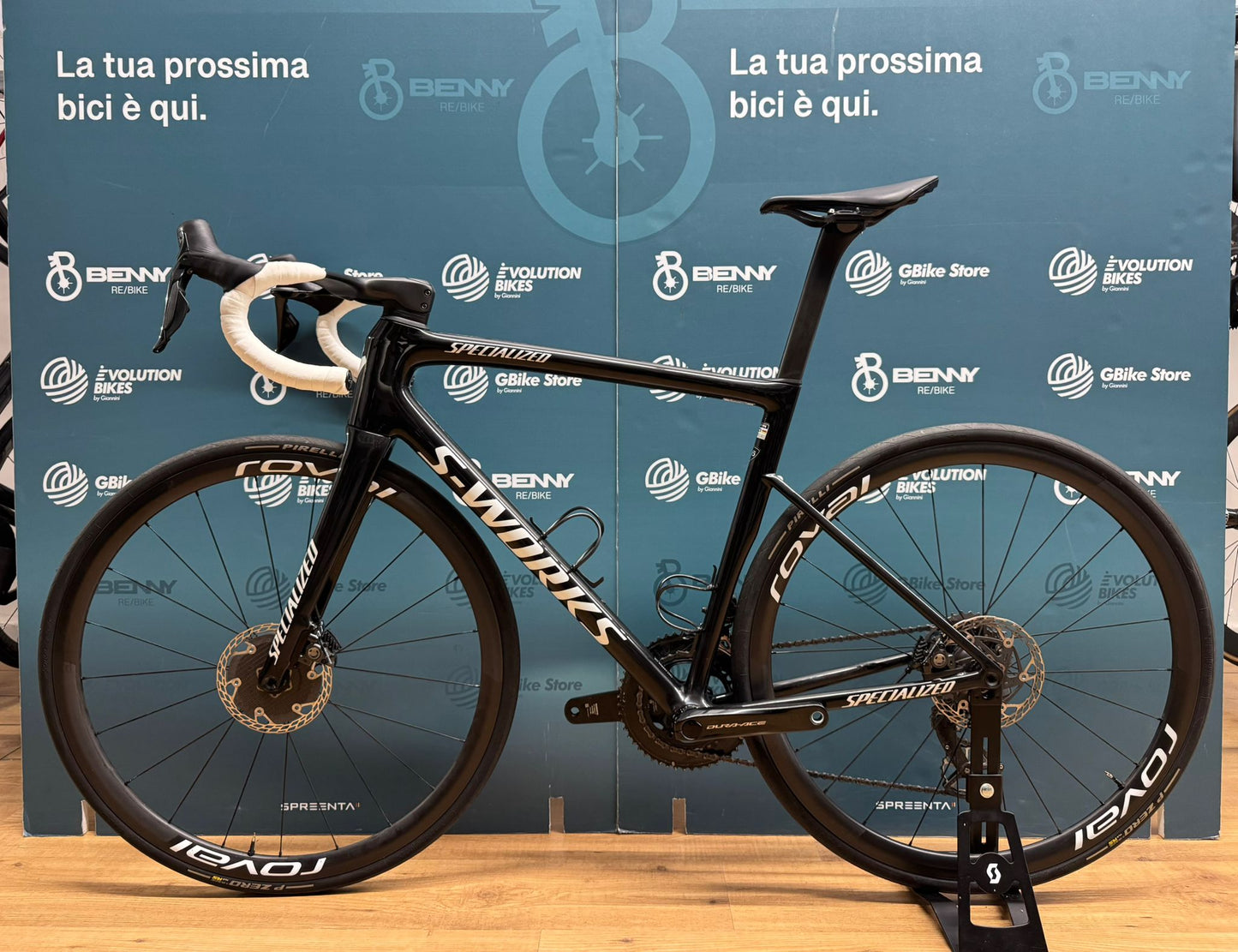 S-Works Tarmac SL8 Dura-Ace Di2 12v Tamaño 56 - Usado