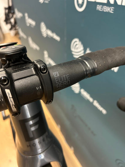 F-Moser Road - Taille des axes rivaux S - Utilisé