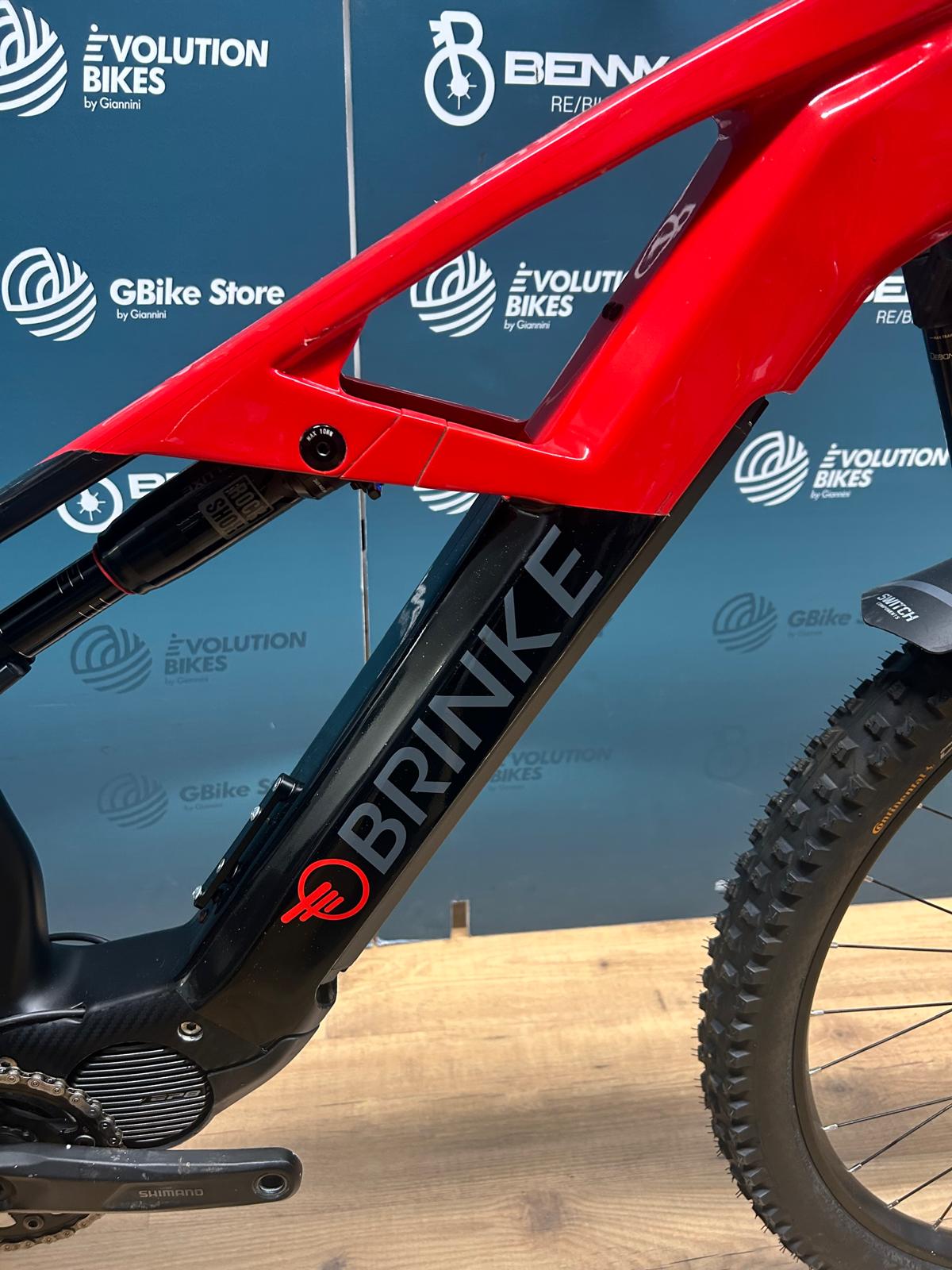 Rozmiar karbonowy Brinke XXR L - Używany