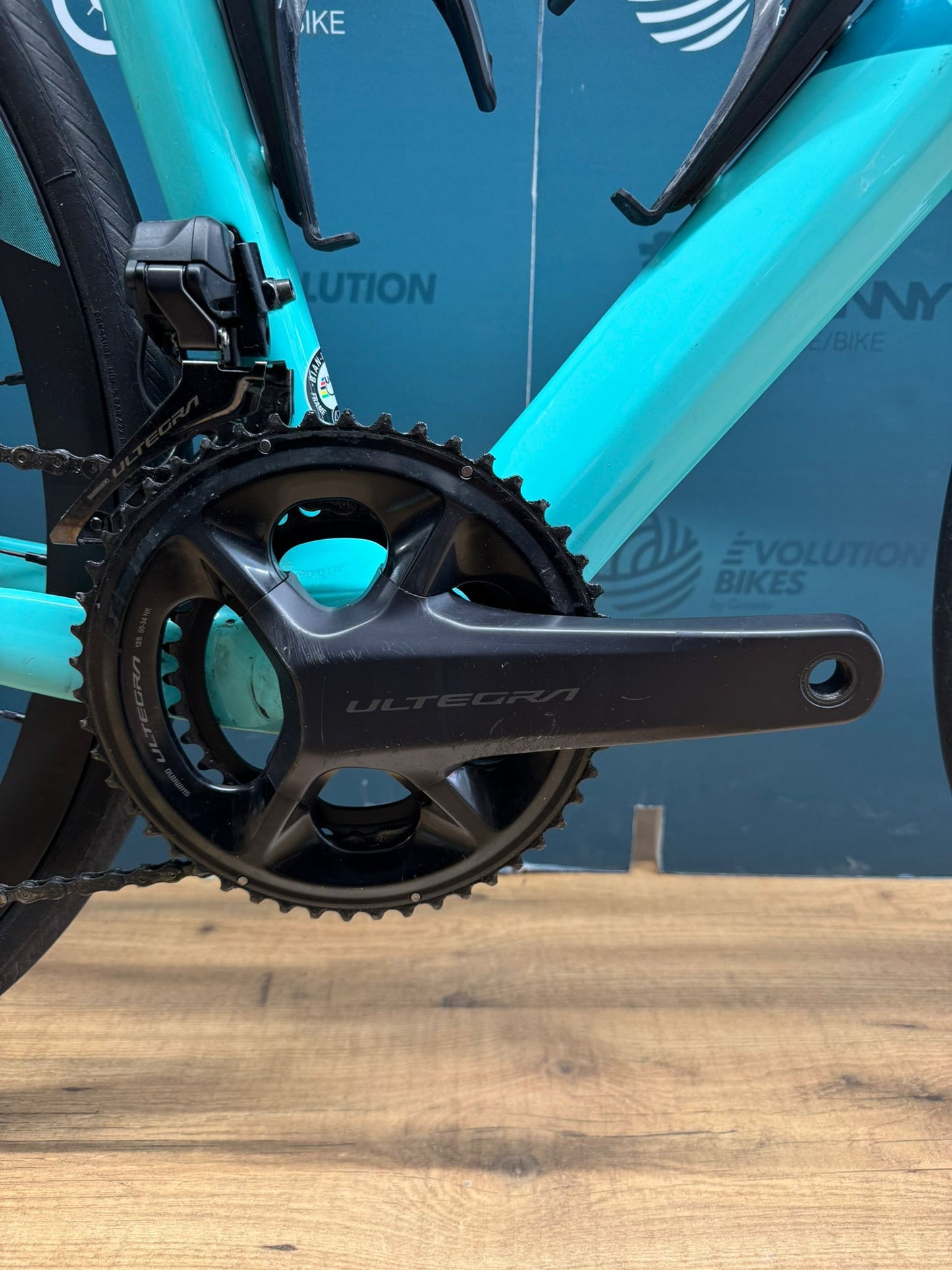 Bianchi Infinito Disc Ultegra Di2 12v Größe 53 - Gebraucht