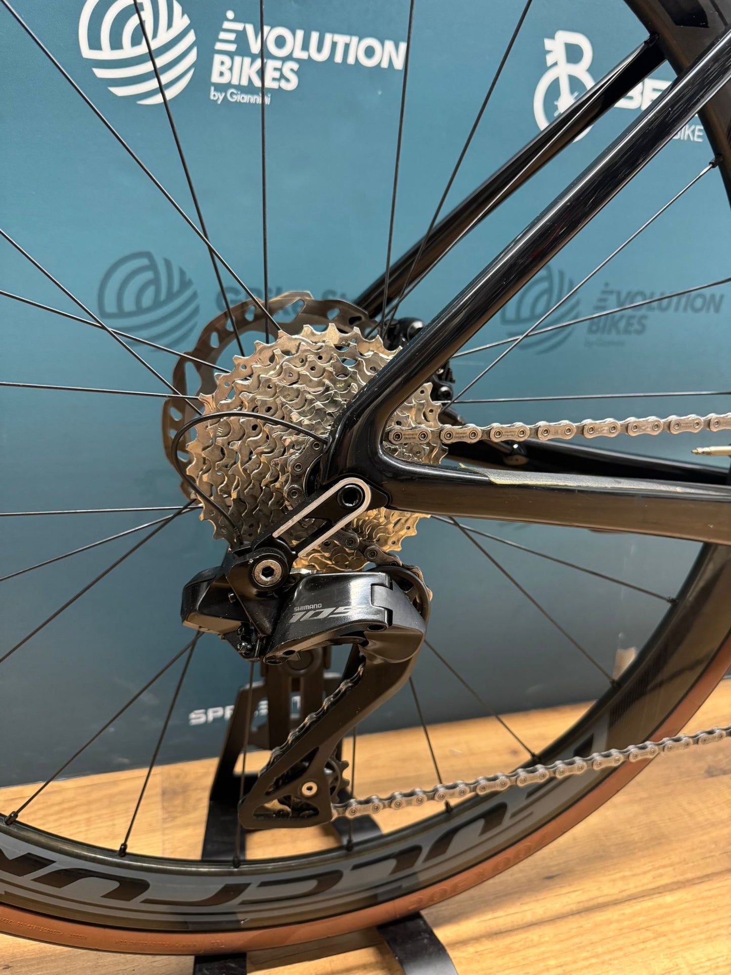 Rzeźba Meridy w rozmiarze 6000 S - Używany