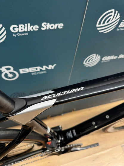 Rzeźba Meridy w rozmiarze 6000 S - Używany