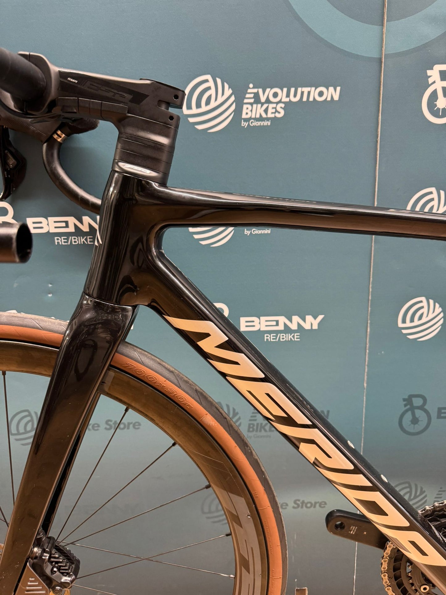 Rzeźba Meridy w rozmiarze 6000 S - Używany