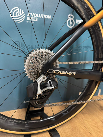 Pinarello Dogma F Rouge E1 AXS 12v Taille 51.5 - Occasion