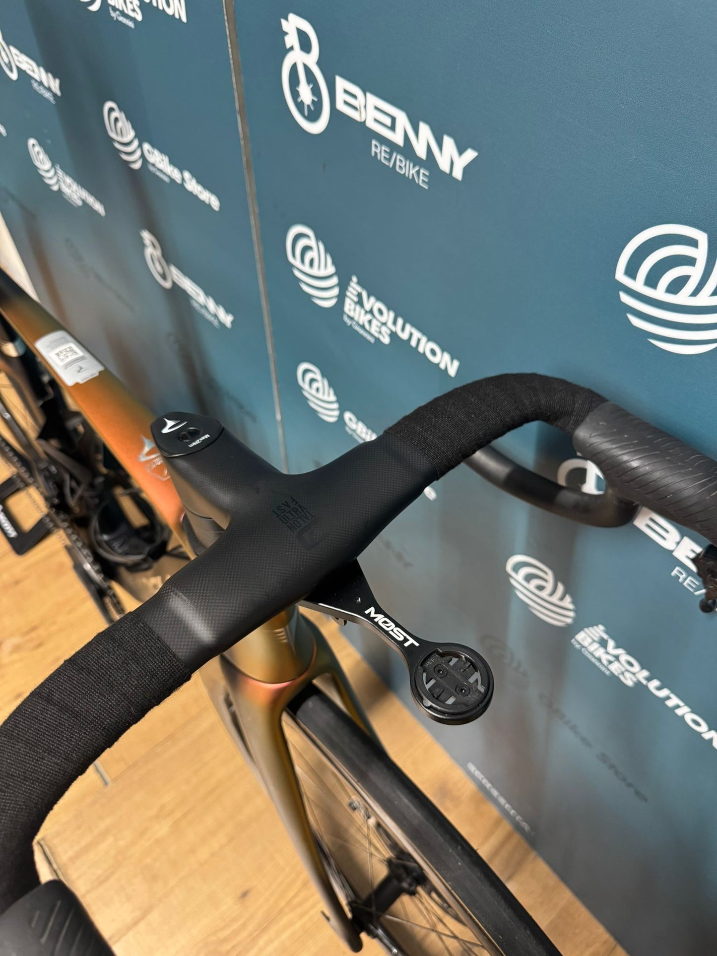 Pinarello Dogma F Rouge E1 AXS 12v Taille 51.5 - Occasion