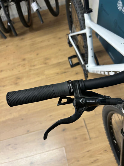Scott Scale Taille 930 L - Utilisé