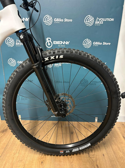 Scott Scale Taille 930 L - Utilisé
