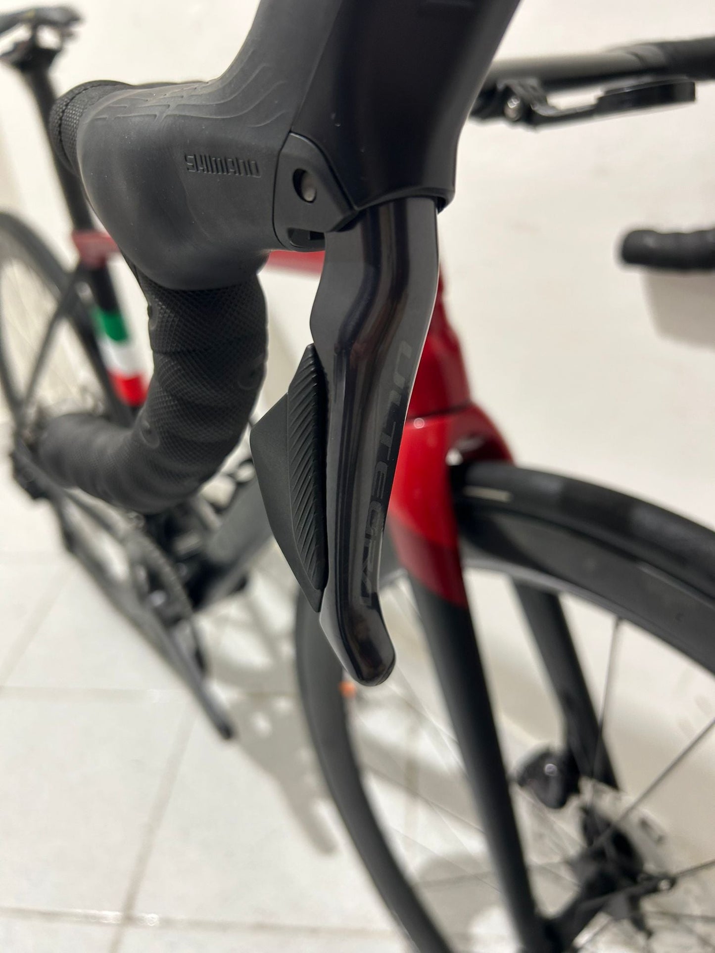 Colnago C68 DISC Ultegra DI2 Tamanho 455 - Usado