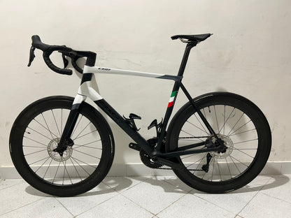 Colnago C68 Disc Ultegra Di2 Taille 550 - Utilisé