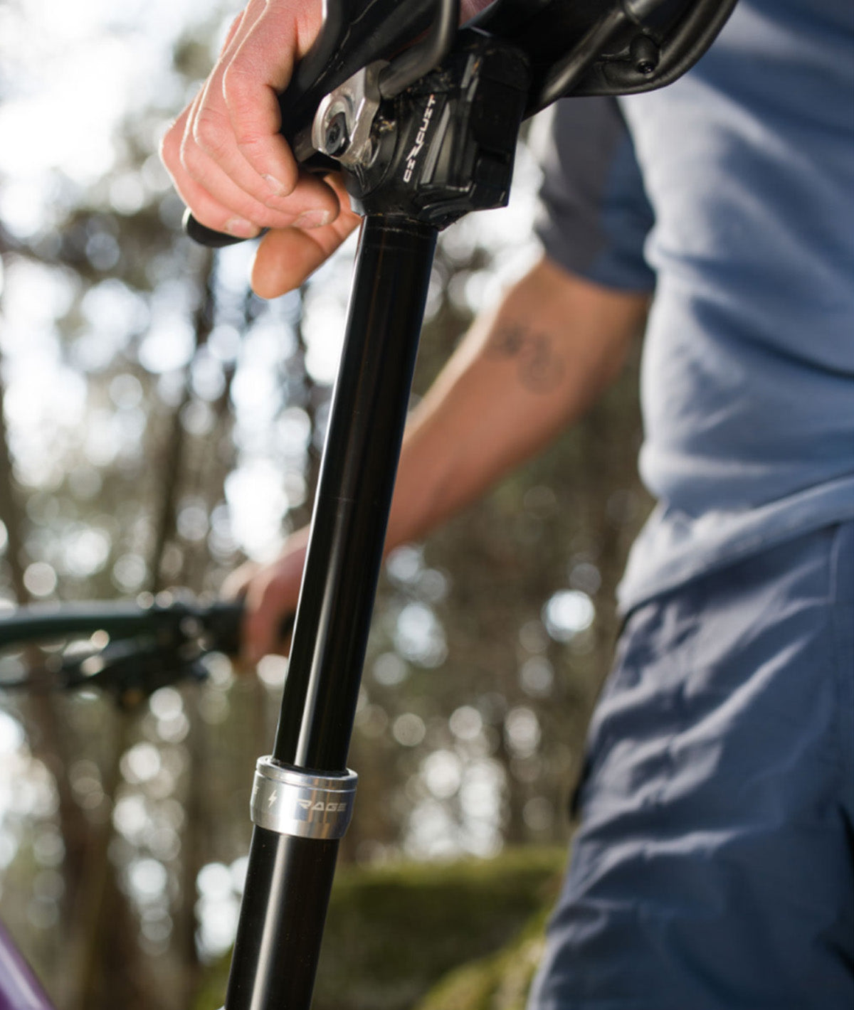 KS Rage Circuit Telescopic Seatpost 30.9x380mm With Battery Charger and Remote Control