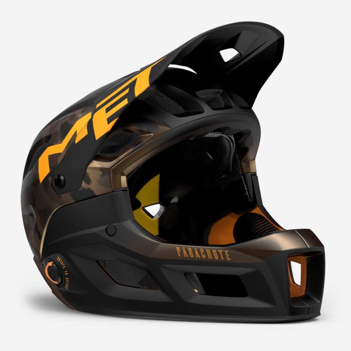 Met Parachute MCR Mips 2023 helmet